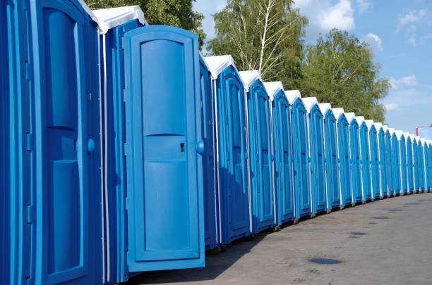 Best Luxury portable toilet rental  in Wellman, IA